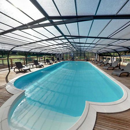Camping Les Vernieres La Bourboule Exterior photo